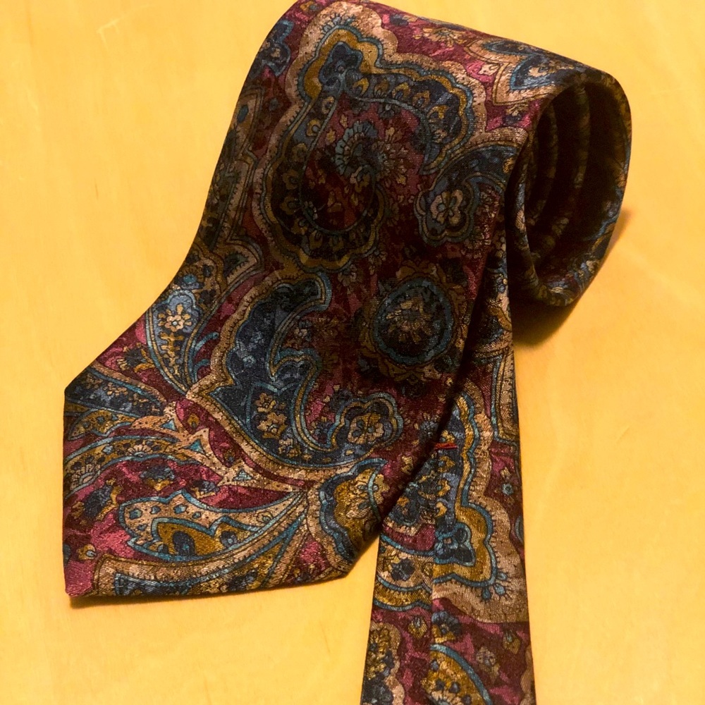 Polyester Tie. Made by Bellagio.